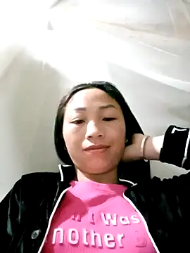 Snapshot of lucybaby00 chatting on March 16, 2026, 8:13 pm lucybaby00 online show from March 16, 2026, 8:13 pm