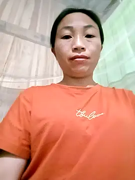 Snapshot of lucybaby00 chatting on March 31, 2026, 11:27 pm lucybaby00 online show from March 31, 2026, 11:27 pm