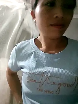 Snapshot of lucybaby00 chatting on April 6, 2026, 10:33 pm lucybaby00 online show from April 6, 2026, 10:33 pm