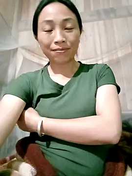 Snapshot of lucybaby00 chatting on April 19, 2026, 10:36 am lucybaby00 online show from April 19, 2026, 10:36 am