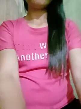 Snapshot of lucybaby00 chatting on June 17, 2026, 3:24 pm lucybaby00 online show from June 17, 2026, 3:24 pm