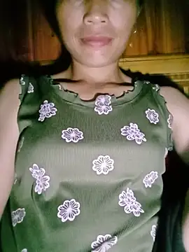 Snapshot of lucybaby00 chatting on July 5, 2026, 5:36 am lucybaby00 online show from July 5, 2026, 5:36 am