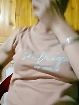 Snapshot of lucybaby00 chatting on July 14, 2026, 11:38 am lucybaby00 online show from July 14, 2026, 11:38 am