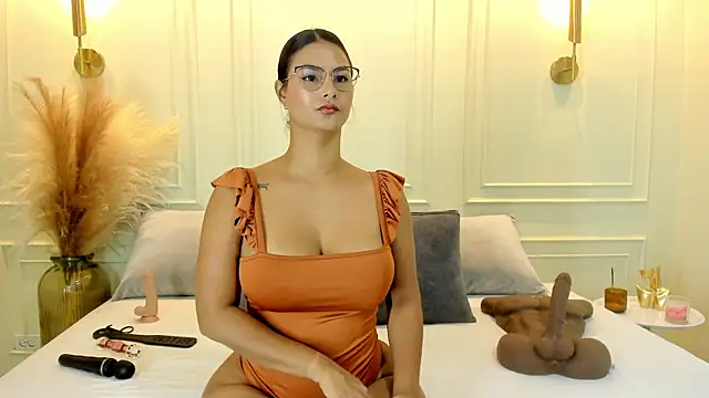 gabysanta  online show from October 17, 2025, 2:08 pm