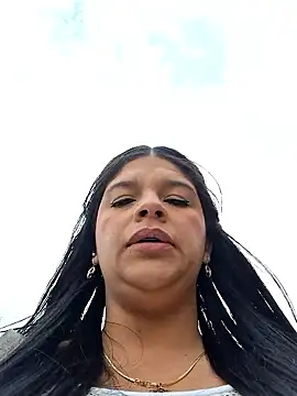 Eiimy pretty online show from October 6, 2025, 8:17 pm