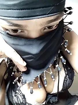 Snapshot of khhlmn chatting on September 12, 2025, 4:40 pm khhlmn online show from September 12, 2025, 4:40 pm