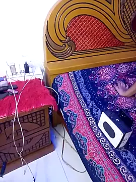 Snapshot of khhlmn chatting on November 12, 2025, 5:13 pm khhlmn online show from November 12, 2025, 5:13 pm