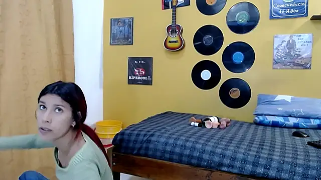 skinnyverus18 online show from March 13, 2026, 7:09 pm