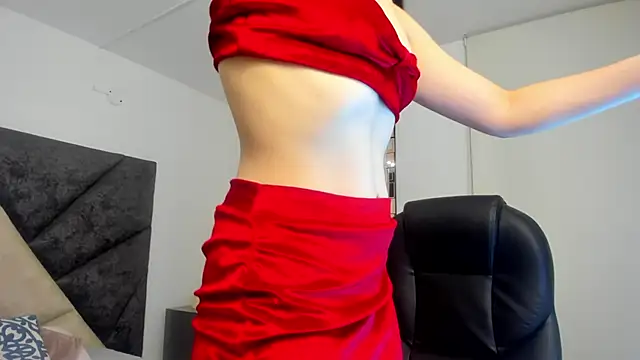 SaraWagner  online show from October 27, 2025, 12:15 am