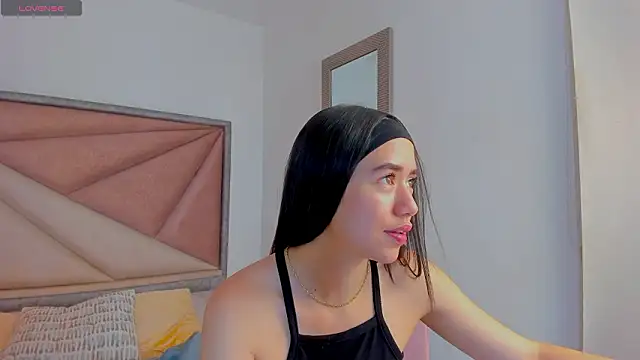 SaraWagner  online show from March 3, 2026, 12:17 am