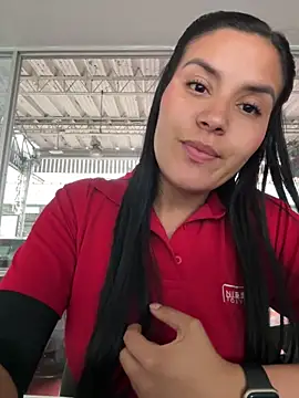 MacaW09 online show from March 5, 2026, 10:06 pm