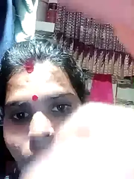 Snapshot of Soniya_pandit chatting on April 8, 2026, 3:45 pm Soniya pandit online show from April 8, 2026, 3:45 pm