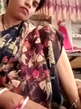 Snapshot of Soniya_pandit chatting on April 14, 2026, 8:20 am Soniya pandit online show from April 14, 2026, 8:20 am