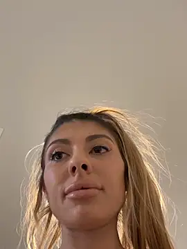 Snapshot of bbgurlnickii chatting on September 17, 2025, 6:53 pm bbgurlnickii online show from September 17, 2025, 6:53 pm