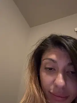 Snapshot of bbgurlnickii chatting on October 19, 2025, 6:47 am bbgurlnickii online show from October 19, 2025, 6:47 am