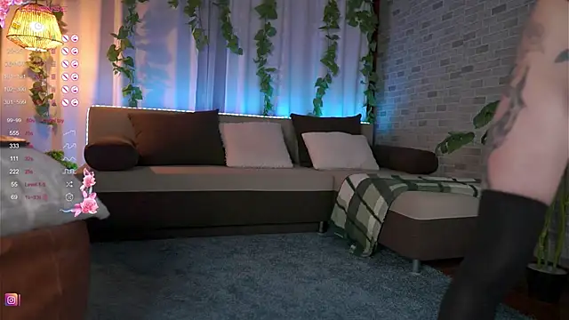 BabyyyLunaX online show from June 6, 2026, 8:02 pm