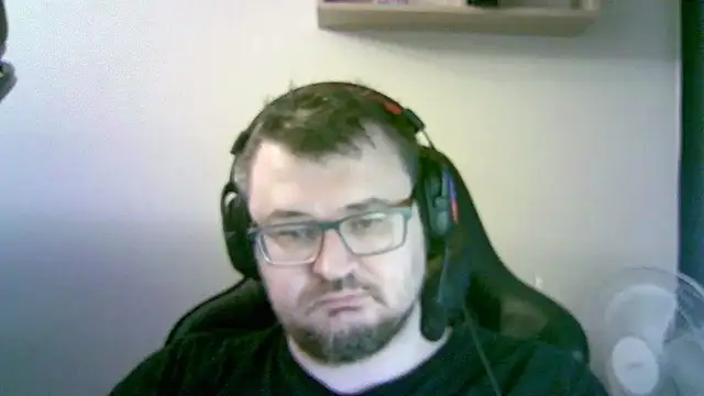 SirAbuser online show from December 5, 2025, 7:17 am