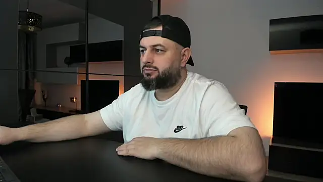 DravenPeak online show from April 15, 2026, 8:31 pm