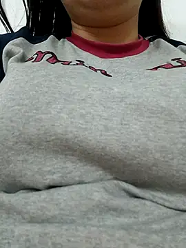  Babyrose  online show from November 23, 2025, 3:45 pm