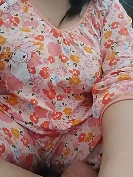 Snapshot of _Babyrose_ chatting on June 25, 2026, 5:12 am Babyrose online show from June 25, 2026, 5:12 am