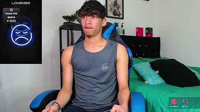 Gael Jones online show from November 4, 2025, 5:28 am