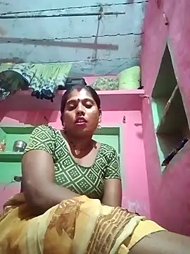 Snapshot of sanjna_sharmaa chatting on September 16, 2025, 3:02 pm sanjna sharmaa online show from September 16, 2025, 3:02 pm