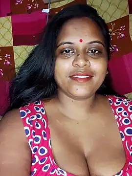 Snapshot of Hot-Show2 chatting on September 9, 2025, 4:28 pm Hot-Show2 online show from September 9, 2025, 4:28 pm