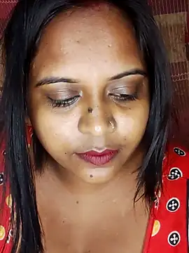 Snapshot of Hot-Show2 chatting on October 14, 2025, 8:42 pm Hot-Show2 online show from October 14, 2025, 8:42 pm