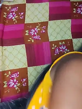 Hot-Show2 online show from April 4, 2026, 2:58 pm