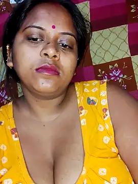 Hot-Show2 online show from April 11, 2026, 12:26 am