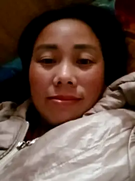 Snapshot of LyyChac chatting on December 1, 2025, 11:15 am LyyChac online show from December 1, 2025, 11:15 am