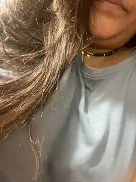 indian-hotmilfs online show from October 31, 2025, 1:45 pm