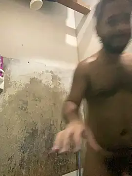 Snapshot of spiderfindom chatting on May 6, 2026, 7:41 pm spiderfindom online show from May 6, 2026, 7:41 pm
