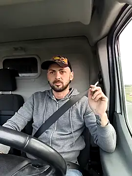 papichulo0099 online show from October 15, 2025, 5:51 am