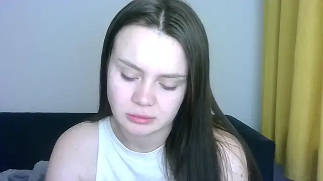 Bonny Candy online show from November 28, 2025, 8:06 am