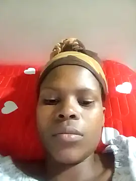 Snapshot of Caramelchick01 chatting on October 3, 2025, 9:56 pm Caramelchick01 online show from October 3, 2025, 9:56 pm