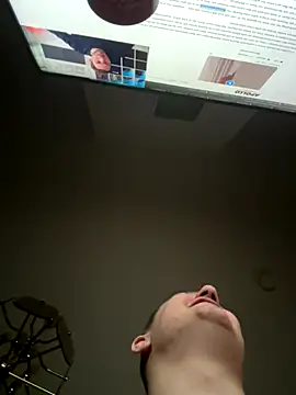 Snapshot of pussyhunter323557 chatting on September 26, 2025, 6:01 pm pussyhunter323557 online show from September 26, 2025, 6:01 pm