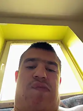 Snapshot of pussyhunter323557 chatting on November 1, 2025, 12:40 pm pussyhunter323557 online show from November 1, 2025, 12:40 pm