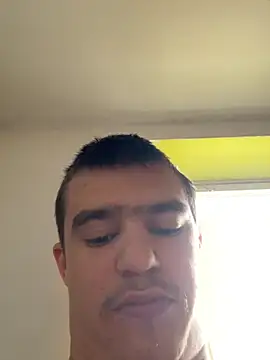 Snapshot of pussyhunter323557 chatting on November 5, 2025, 8:47 am pussyhunter323557 online show from November 5, 2025, 8:47 am