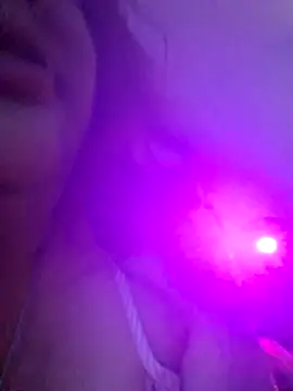 Paoxi98 online show from February 3, 2026, 3:04 am