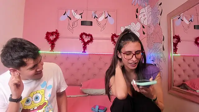 Snapshot of Ethan_N_Abby chatting on September 23, 2025, 8:45 pm Ethan N Abby online show from September 23, 2025, 8:45 pm