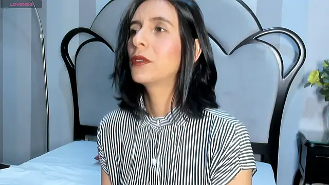 Snapshot of MiaAmore_ chatting on October 11, 2025, 7:45 pm MiaAmore online show from October 11, 2025, 7:45 pm