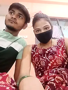 Roopacouple9 online show from October 18, 2025, 4:52 pm