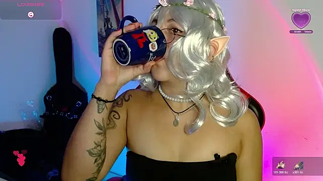 lilitth777 online show from February 6, 2026, 1:36 pm