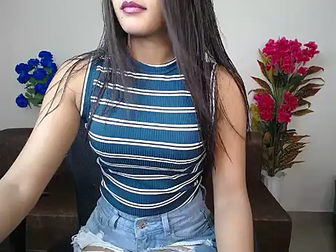 Snapshot of Baby_Crushh chatting on September 14, 2025, 11:42 am Baby Crushh online show from September 14, 2025, 11:42 am