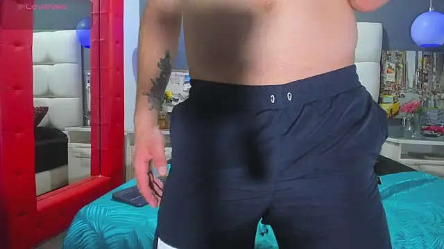 Max Walker3 online show from October 3, 2025, 2:03 pm