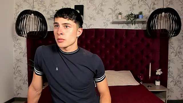 AustinJones  online show from March 25, 2026, 7:20 pm