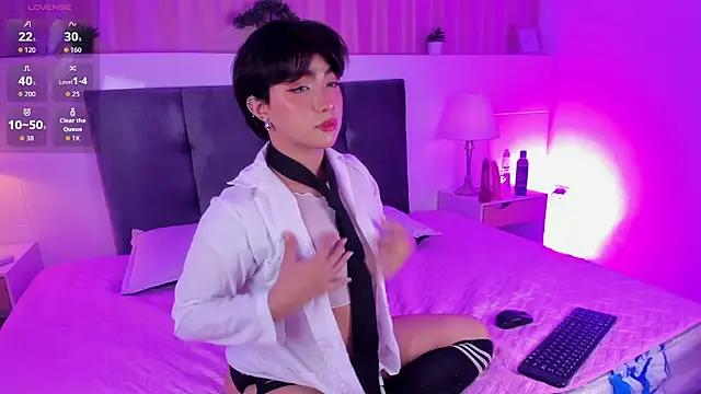 Snapshot of Creamy_Angelo chatting on September 29, 2025, 3:55 am Creamy Angelo online show from September 29, 2025, 3:55 am