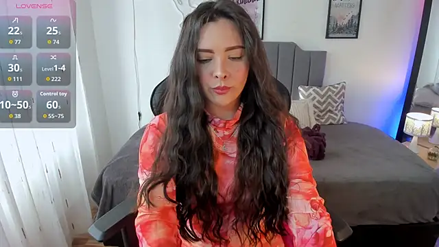 amaia monet online show from October 10, 2025, 7:57 pm