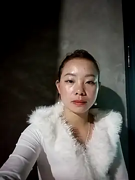 milo123-xx online show from November 6, 2025, 2:12 am